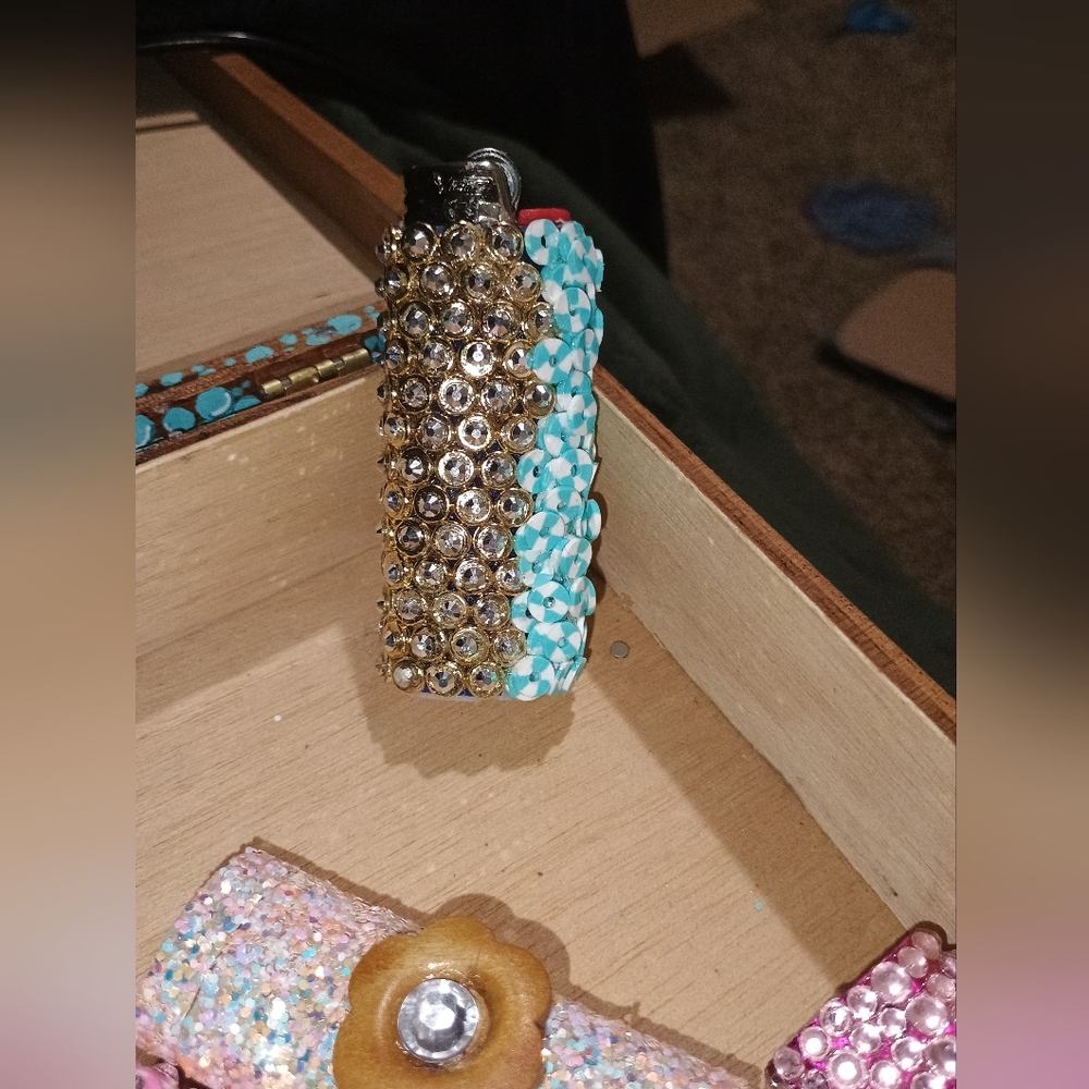 Gold and Aqua Lighter Case